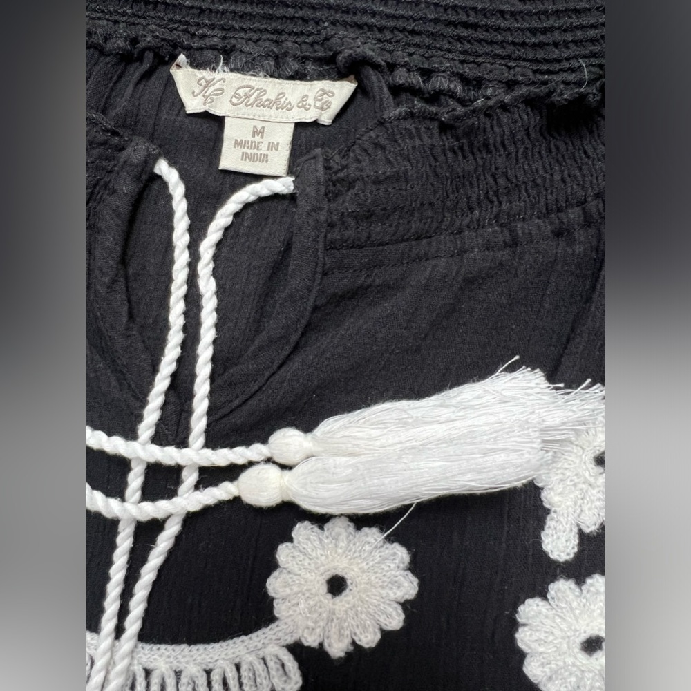 KC Khakis & Co Black & White Embroidered Boho Top - Picture 8 of 13
